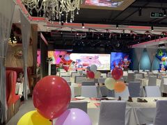 -四海一家自助餐(益田假日广场店)