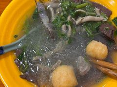 -瞻园面馆鸭血粉丝汤(老门东店)