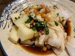 米豆腐拼卷粉-阿婉贵州苗家酸汤鱼(梅林店)