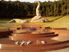 -上海市龙华烈士陵园