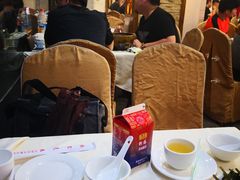 大堂-渝君重庆火锅(嘉宾路店)