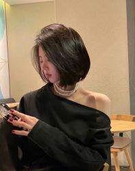 -BULB STUDIO 巴柏明星发型工作室