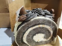 黑芝麻芝士犇犇卷-星巴克臻选(周浦万达店)