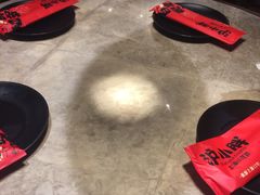 -沪小胖小龙虾(淮海中路旗舰店)
