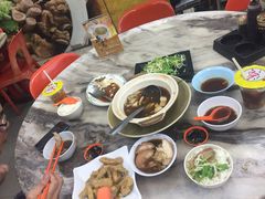-新峰肉骨茶