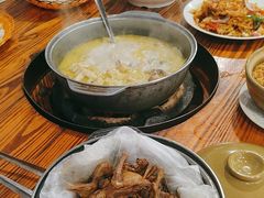 -侠成水上农庄(工业大道店)