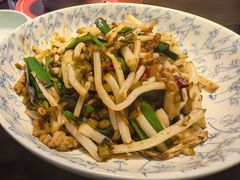 雪菜芦苇根-魏铭鱼头捞饭(晋阳路店)