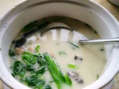 -鲤鱼塘农家山庄