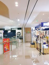 点击看大图 -博士园·女士严重脱发生发中心