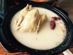 -百年石锅饭·朝鲜族传统民餐