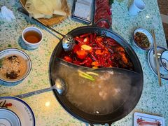 -鸿姐老火锅(疁城新天地店)