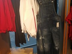 -H&M(鹏欣水游城店)