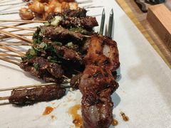 -街角等你.大连海鲜烧烤.经典铁板海鲜串(西安路店)