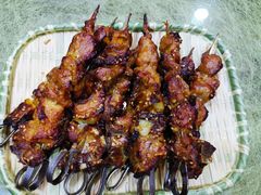 -乡村馕坑肉·烧烤·新疆菜·本地人更爱吃(阿勒泰首店)