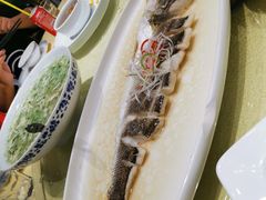 -贵宾楼大酒店(汇邻广场店)