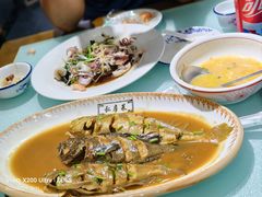 焖杂鱼-李氏疙瘩汤·本地海鲜·老烟台菜(所城里店)