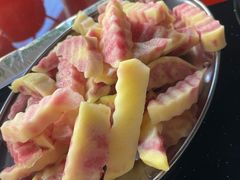 -老石黑山羊毛驴肉火锅(金凯广场店)