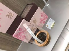 -奈雪的茶(市百一店)