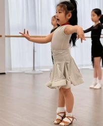 -深舞形体民族舞蹈工作室