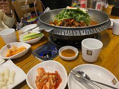 -喇喇排骨火锅·传统韩式脊骨汤(望京西园总店)