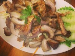 -J Daeng Seafood
