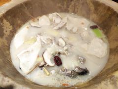 -滇香肴·云南菜蒸汽石锅鱼(云南北路店)