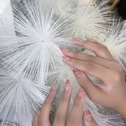 -爱纶美·美甲美睫半永久