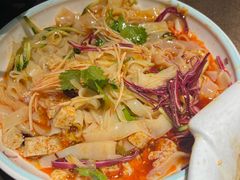 -东口码头·烧鸽子·鱼头泡饼·地方菜(金鹰悦城店)