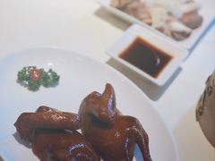 烤乳鸽-利苑酒家(华熙国际店)