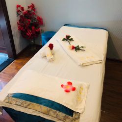 -韵姿美容养生馆