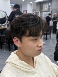 -藤野造型烫染·漂发
