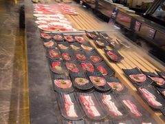 -钱小奴海鲜自助黑金店(杭州滨江龙湖店)