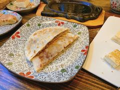 阿拉善驼肉馅饼-格日勒阿妈蒙古厨房(大召店)