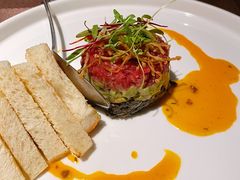 牛肉塔塔配牛油果黑橄榄酱-Solo(衡山路店)
