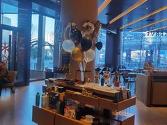 -星巴克臻选(上海合生汇1F店)
