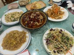 -鹤乡东北菜(崮山路店)