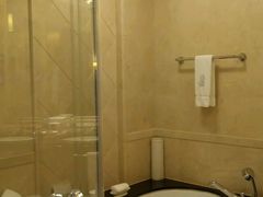 -广州富力丽思卡尔顿酒店