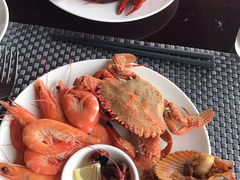 -荣誉国际酒店-云顶旋转餐厅