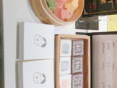 -阮大兴糕团(杭州西湖银泰百货店)