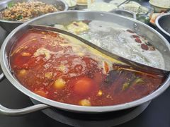 -周良天山牛杂城(天山路总店)