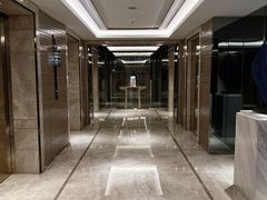 -上海宝华万豪酒店