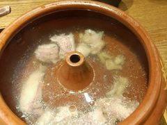 -云海肴·汽锅鸡·云南菜(天山百盛优客店)