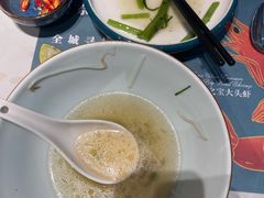 -美奈小馆·越南料理(中航城君尚购物中心店)