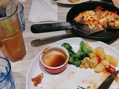 -必胜客(证大大拇指店)