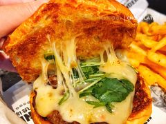 -Grinder 绞肉机汉堡(武定路店)