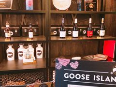 零售区-Goose Island Brewhouse鹅岛精酿啤酒酿造工坊餐厅