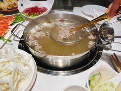 -和兴记潮汕牛肉火锅(太原街万达店)