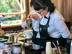 -星巴克臻选(南京艾尚天地店)