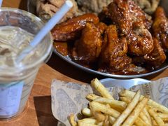 -BHC炸鸡(明洞总店)