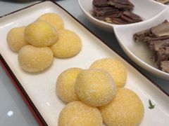 -香山湖家家宴(中山陵店)